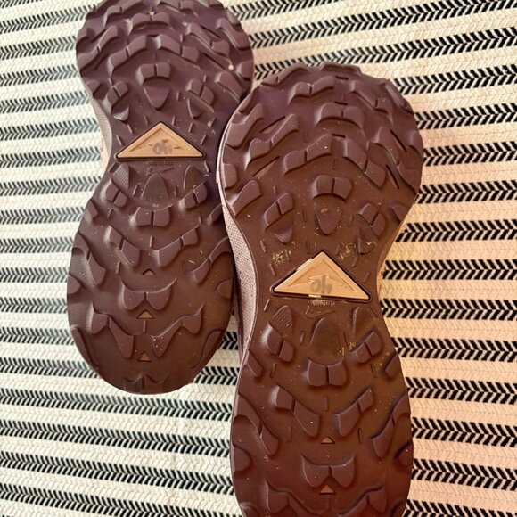 Women's Size 8 Nike Pegasus Trail 2 GORE-TEX - Picture 4 of 5